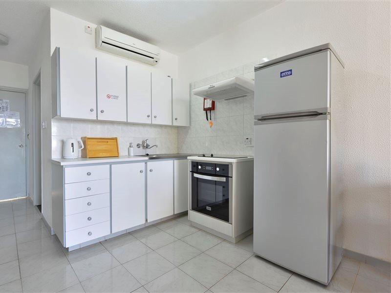 Ξενοδοχείο με διαμερίσματα Napa Apts 3*
