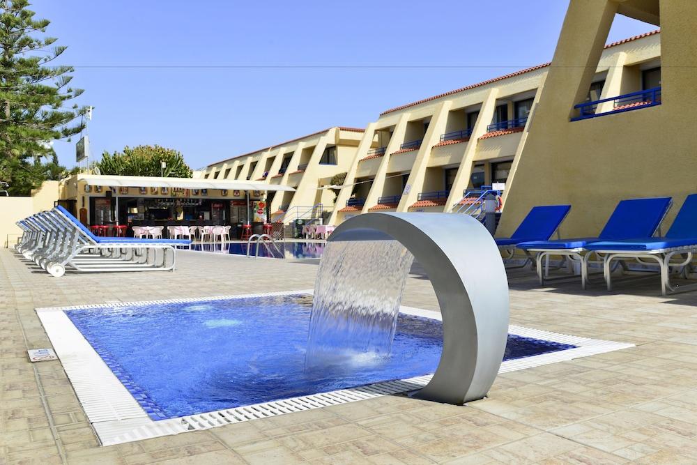 Ξενοδοχείο με διαμερίσματα Napa Apts Αγία Νάπα