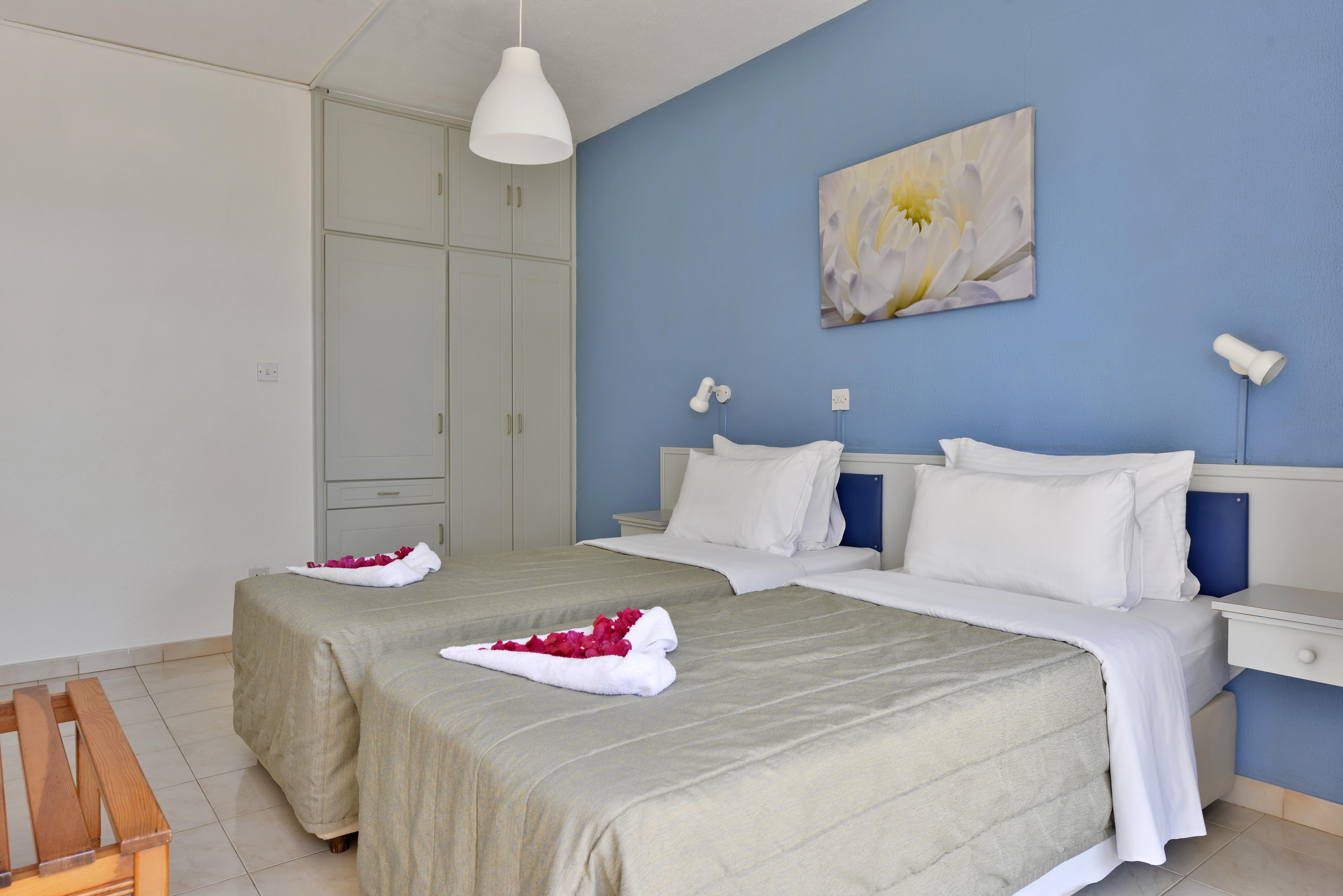 Ξενοδοχείο με διαμερίσματα Napa Apts 3*