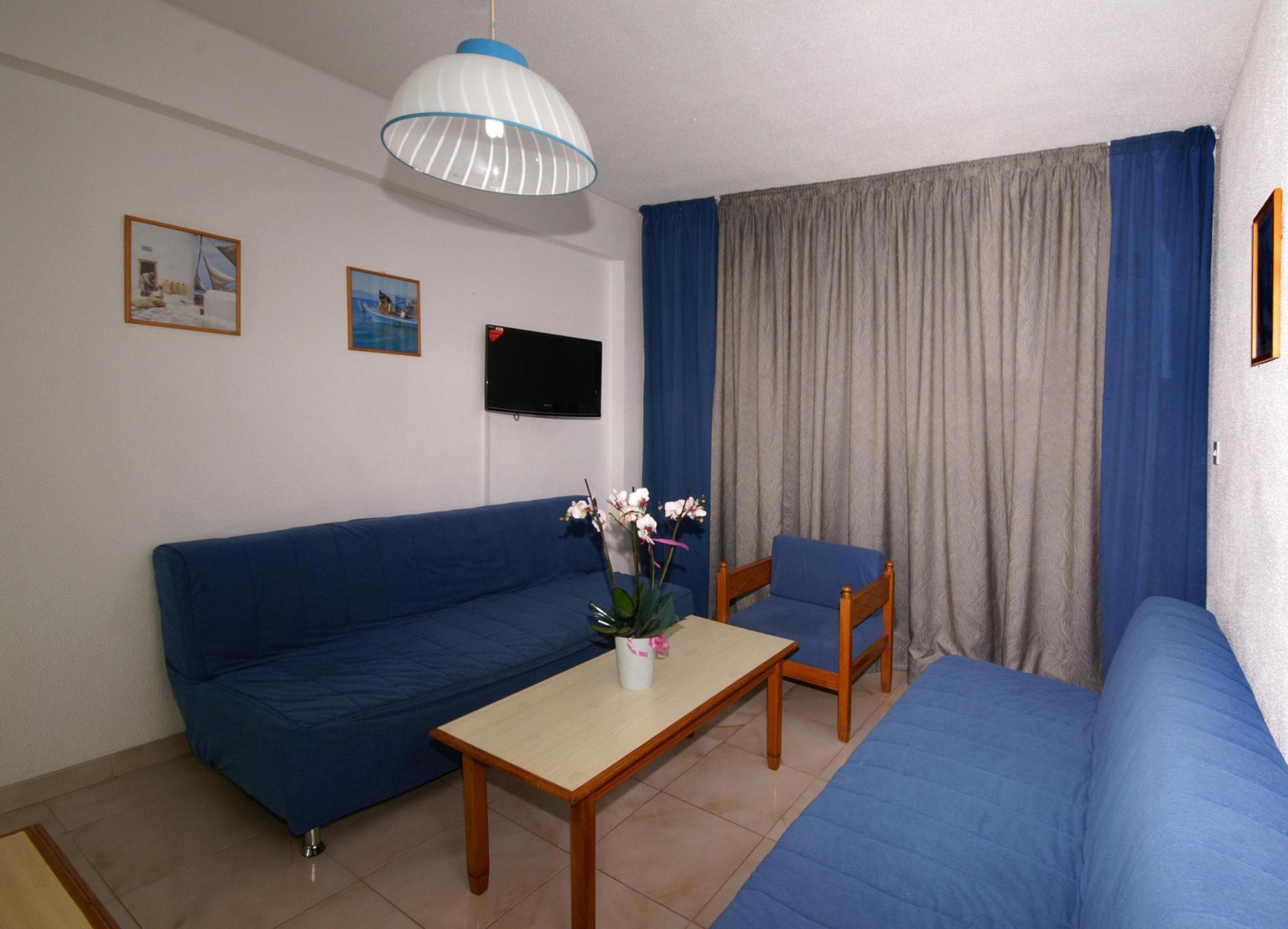 Ξενοδοχείο με διαμερίσματα Napa Apts Αγία Νάπα